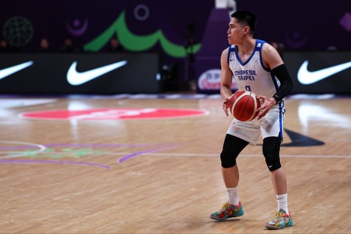 顶尖选手💪亚洲杯-陈盈骏狂砍34分&三分8中6 中国台北胜菲律宾